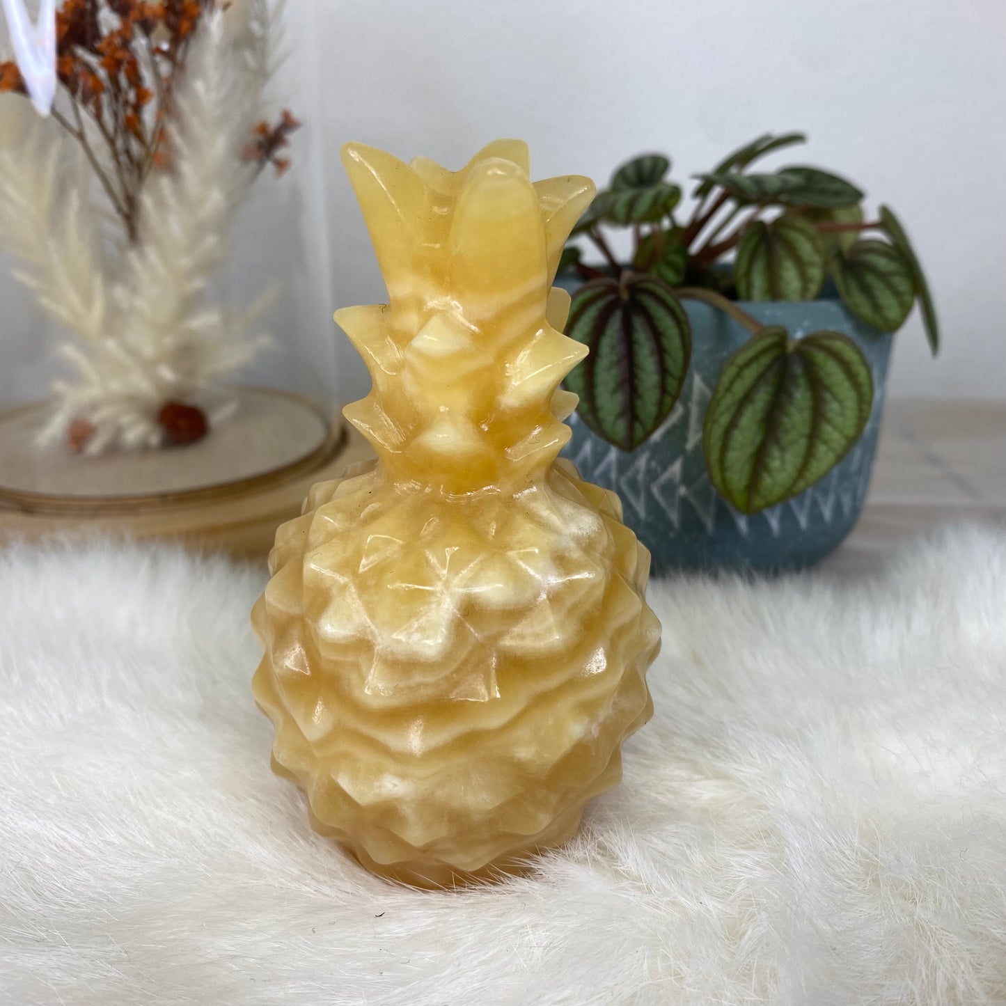 Orangencalcit Ananas Carving