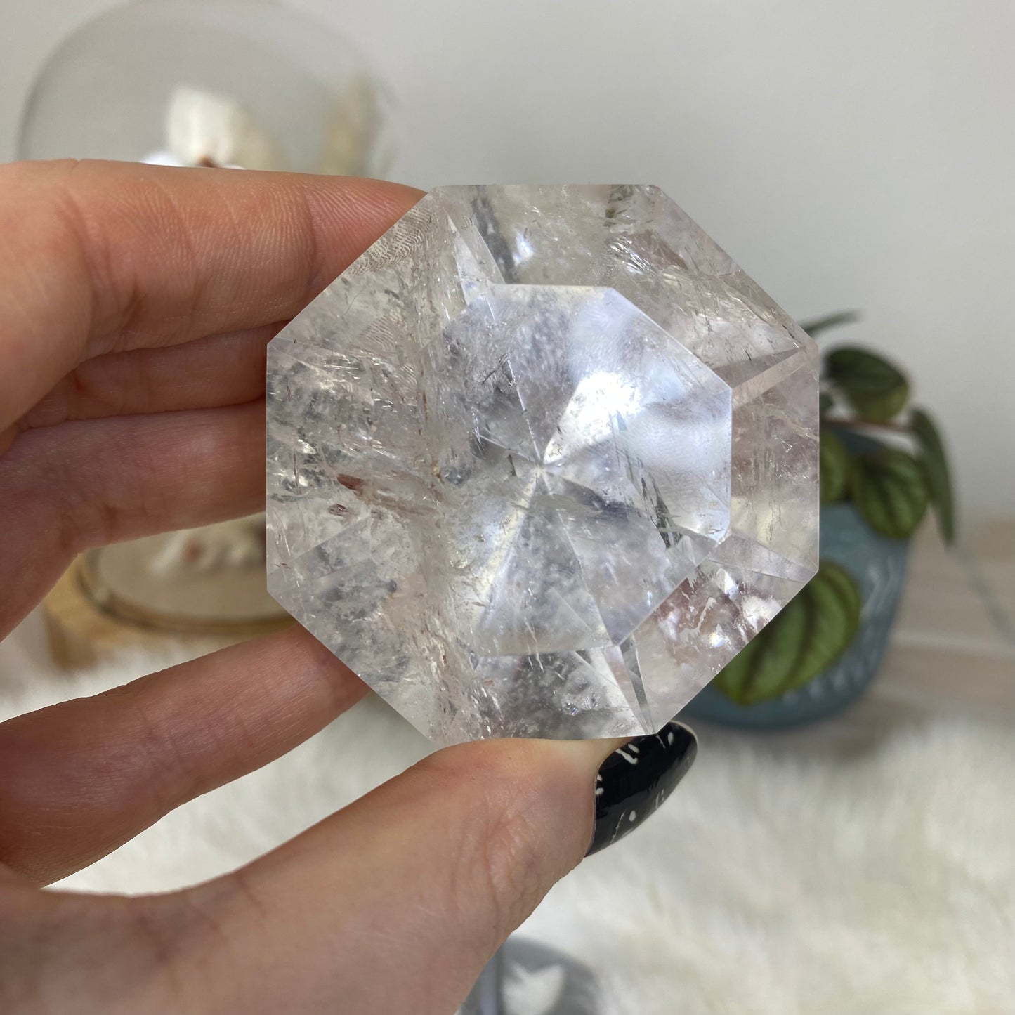 Bergkristall Diamant mit Ständer | Carving